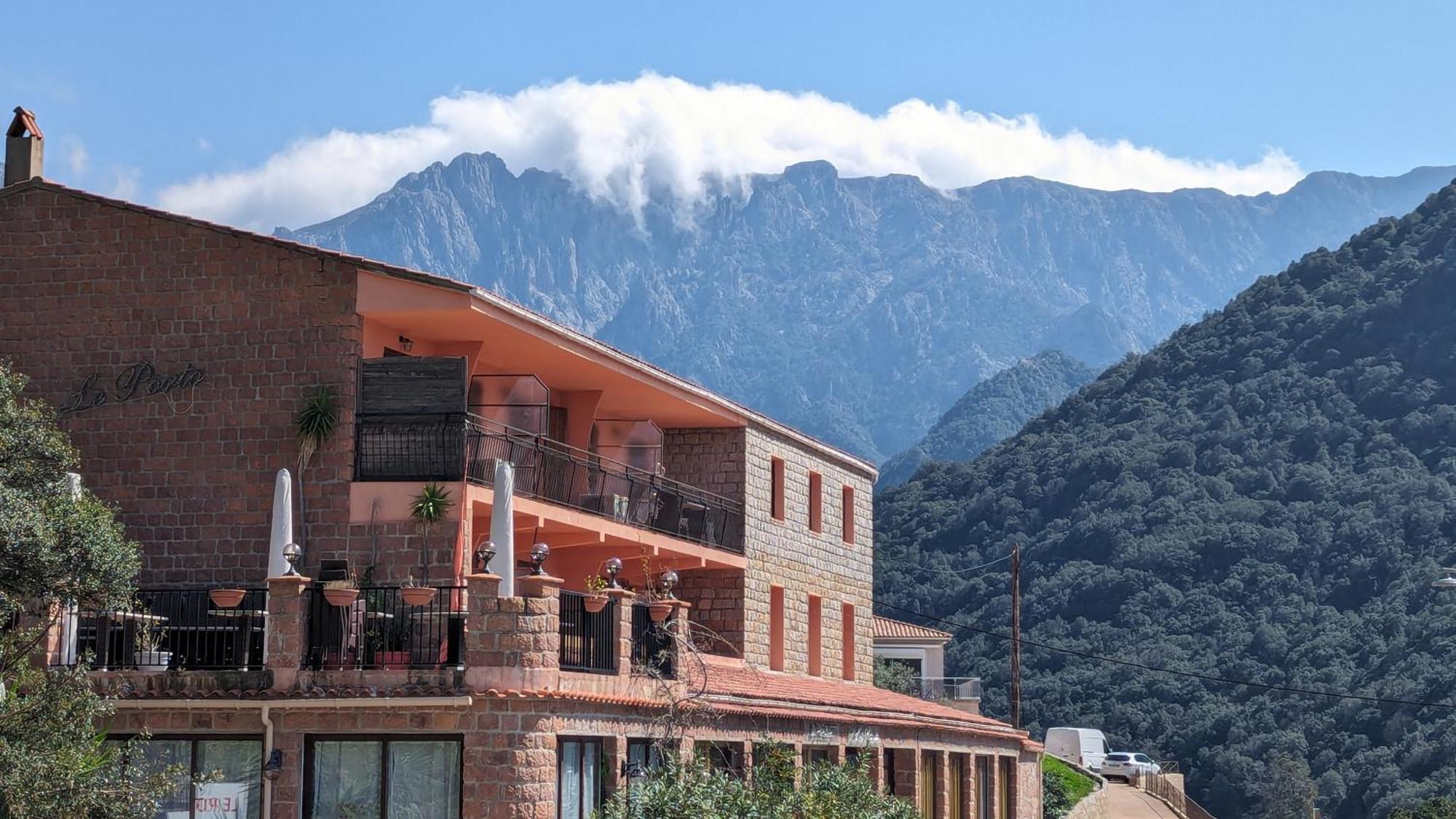 Le Porto T3 55M2 Vue Mer Immeuble Traditionnel En Pierre De Taille Avec Prestations Exceptionnelles Barbecue Ordinateur Videosurveillance Terrasse Panoramique 외부 사진