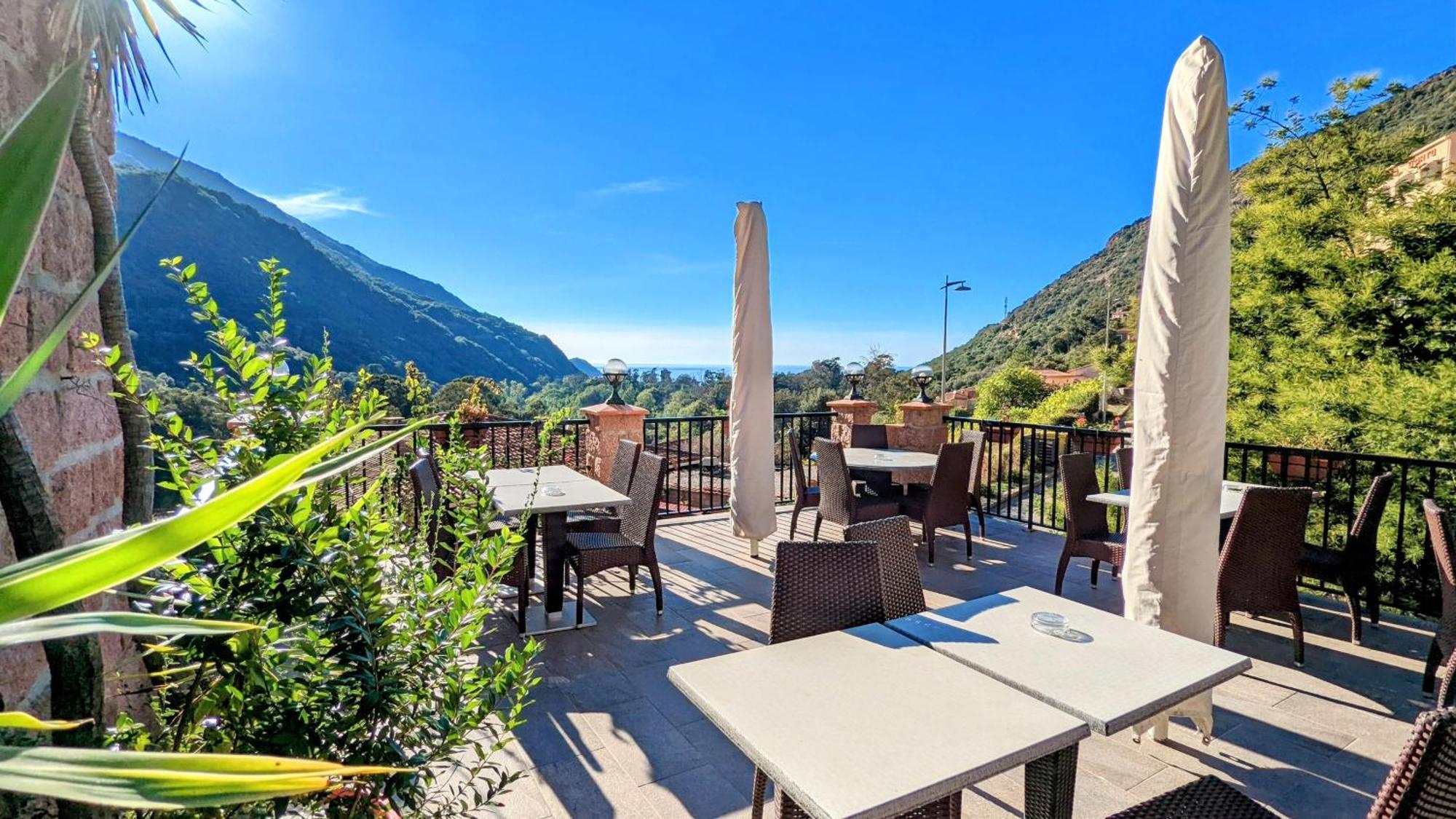 Le Porto T3 55M2 Vue Mer Immeuble Traditionnel En Pierre De Taille Avec Prestations Exceptionnelles Barbecue Ordinateur Videosurveillance Terrasse Panoramique 외부 사진